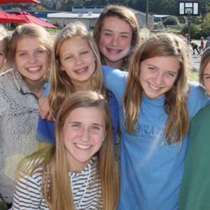 6th, 7th & 8th Grade Friendsgiving & Karaoke is Monday (November 25th) Photo for 6th, 7th & 8th Grade Friendsgiving & Karaoke is Monday (November 25th)